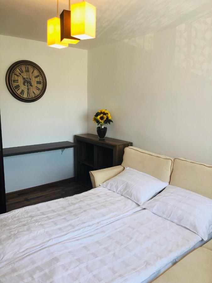 Little Cute Homey Apartman 사투마레 외부 사진